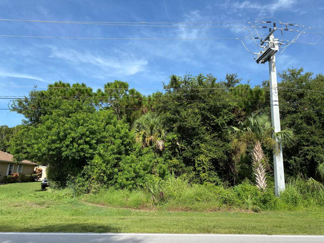 2851 Grand Drive - Photo 1