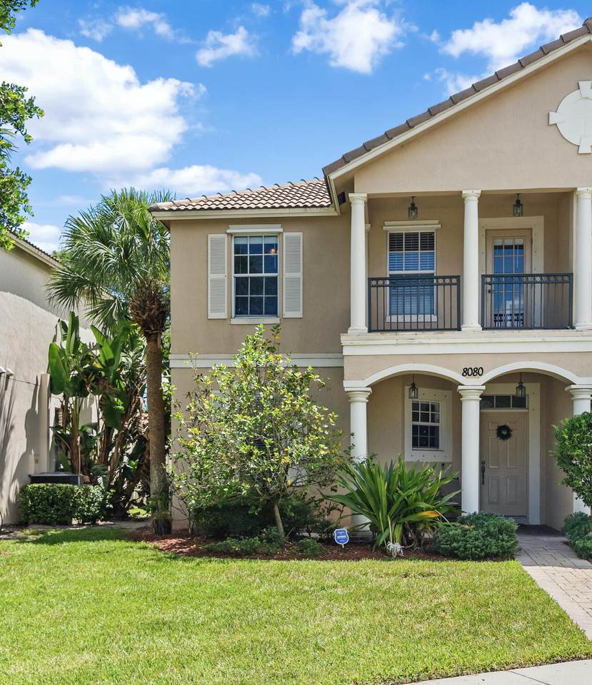 8080 Murano Circle - Photo 1