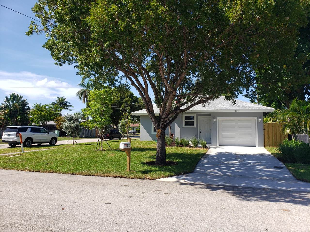 1513 28th Street - Photo 1