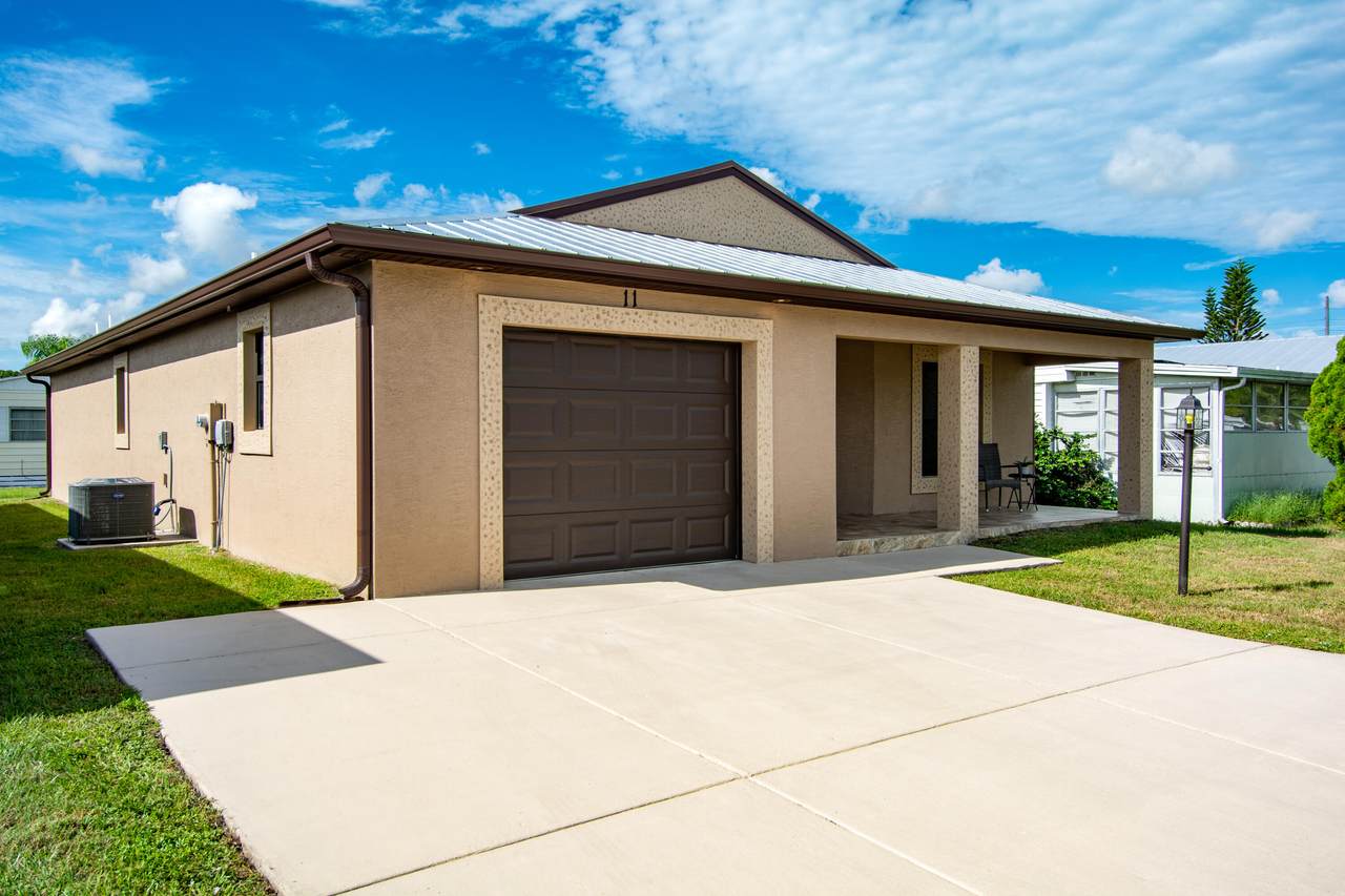 11 Andalusia Lane - Photo 1