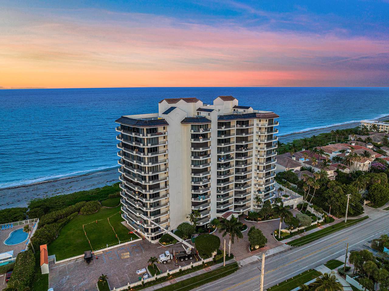 800 Ocean Drive - Photo 1