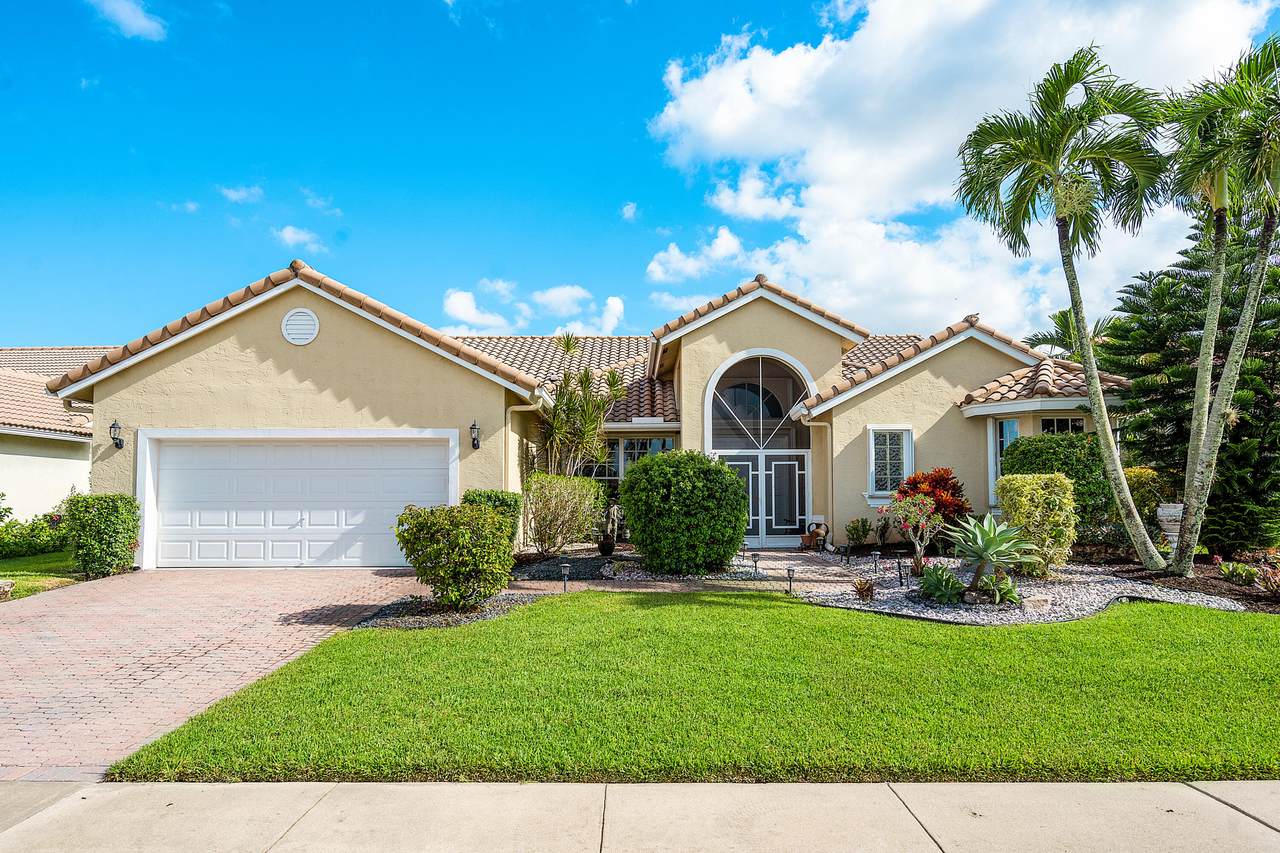 7736 Bridlington Drive - Photo 1