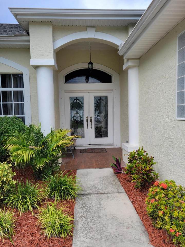 876 Noa Street - Photo 1