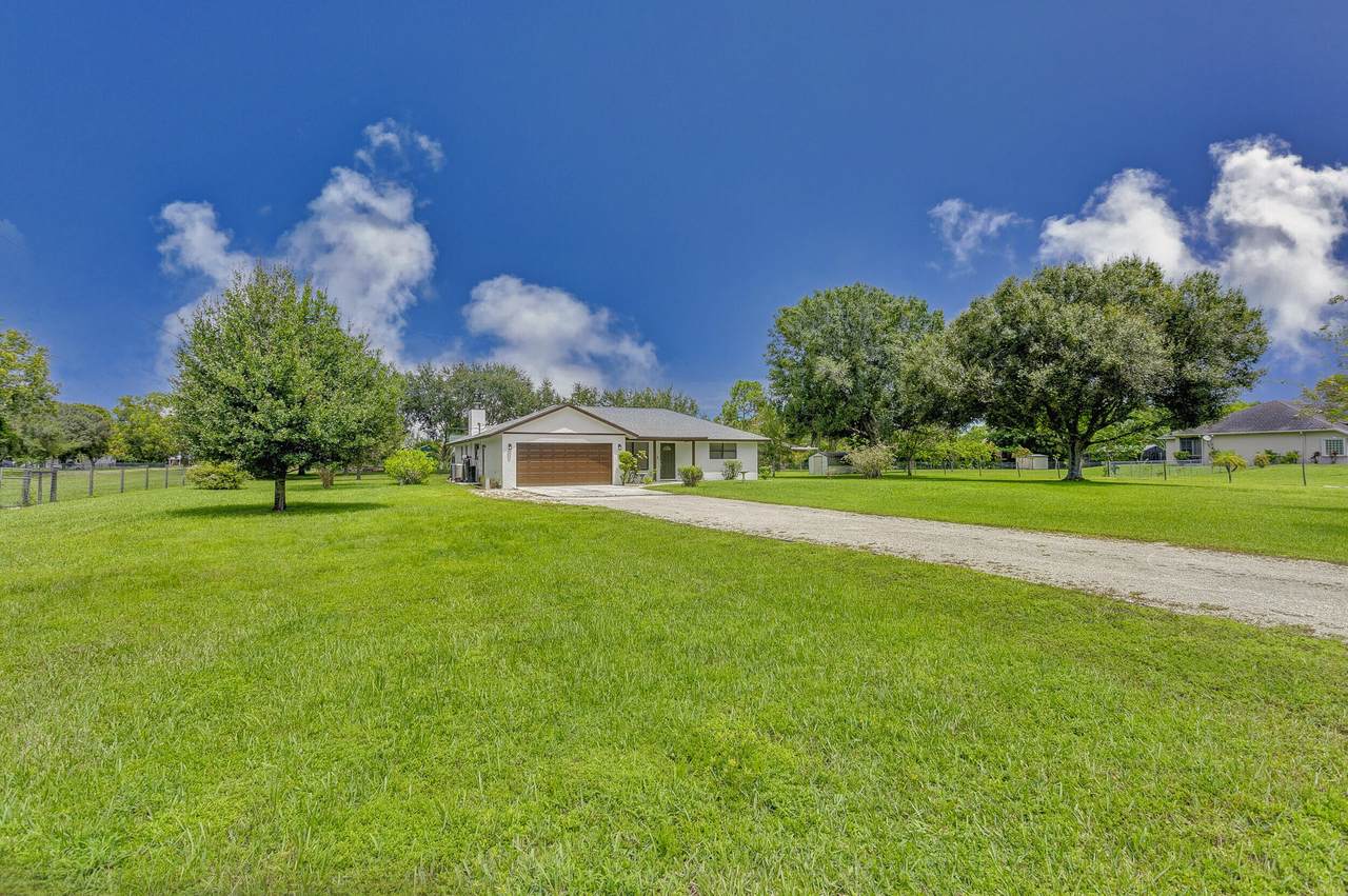 16141 Harlena Drive - Photo 1