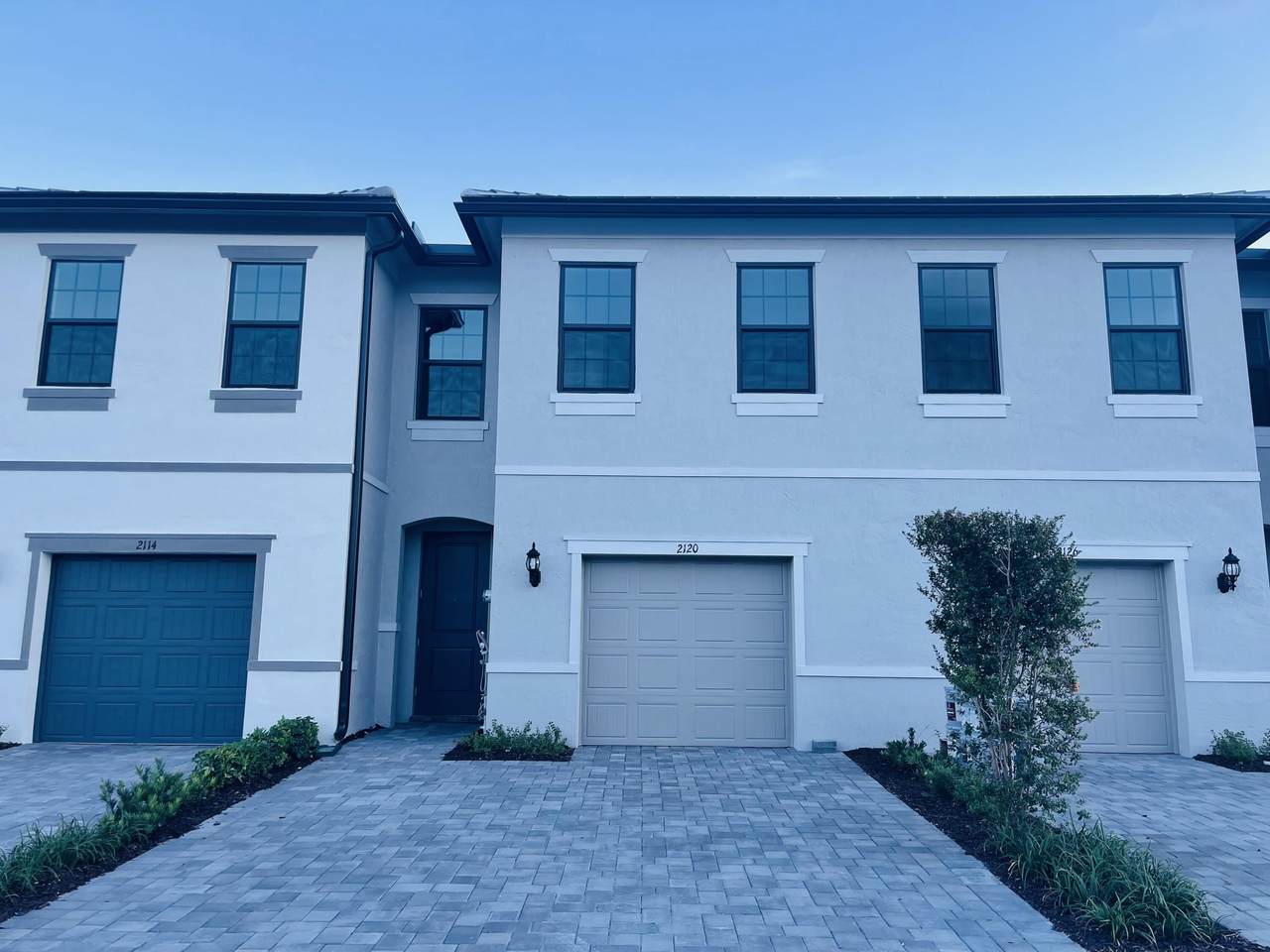 2120 Appleton Cir, N Oakland Park Circle - Photo 1
