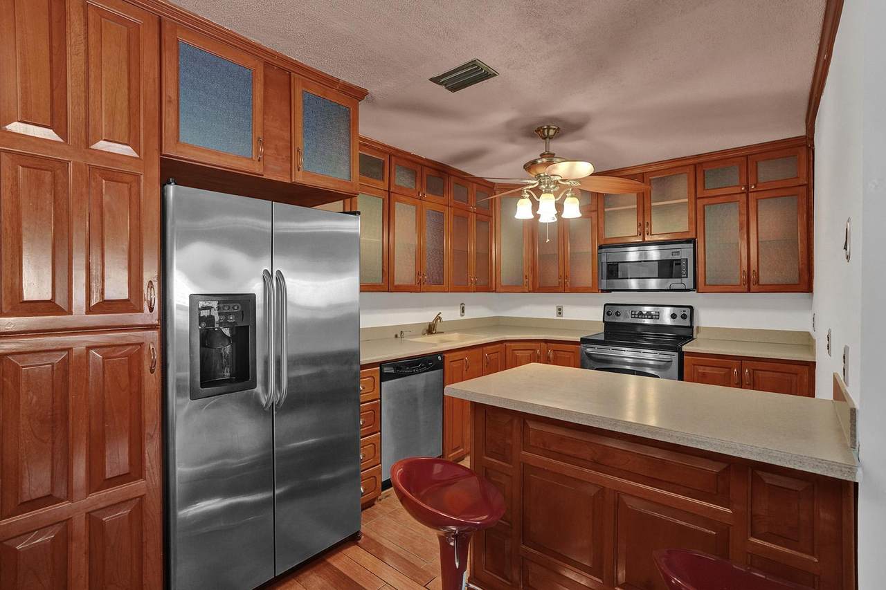2714 66 Terrace - Photo 1