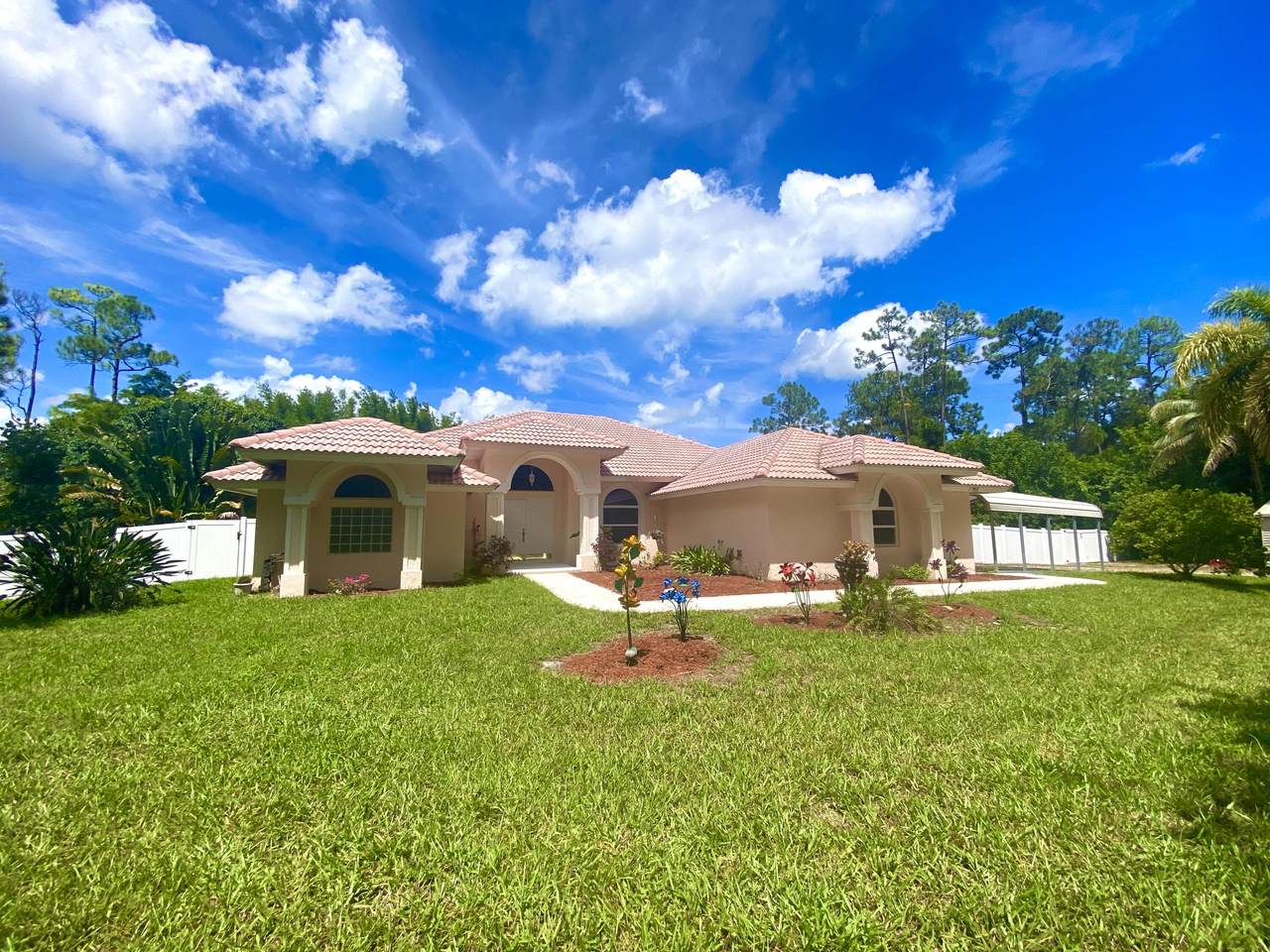 16933 72nd Road - Photo 1