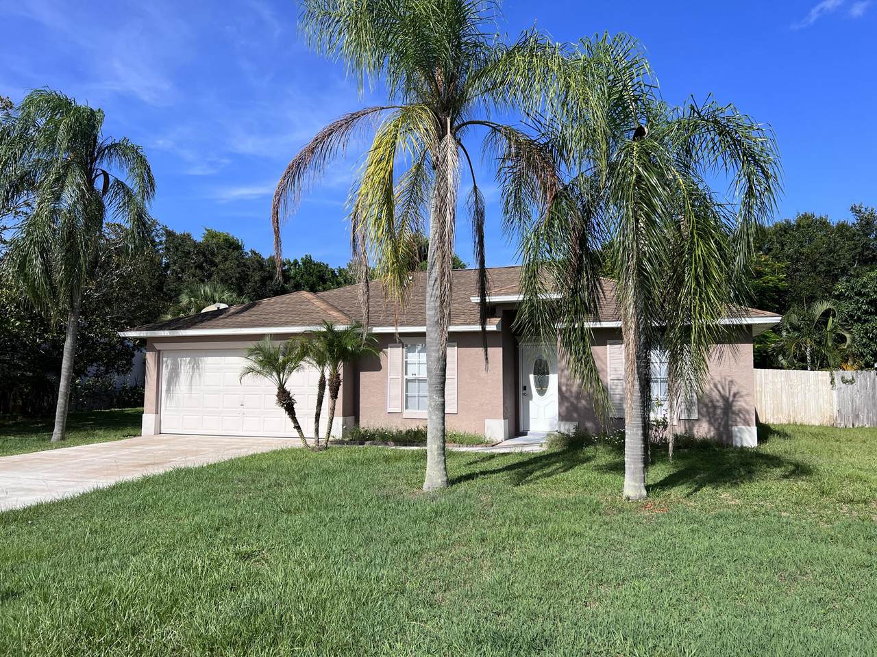1727 Lullaby Terrace - Photo 1
