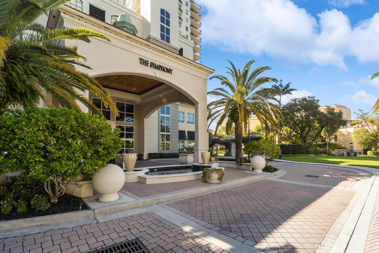 600 Las Olas Boulevard - Photo 1