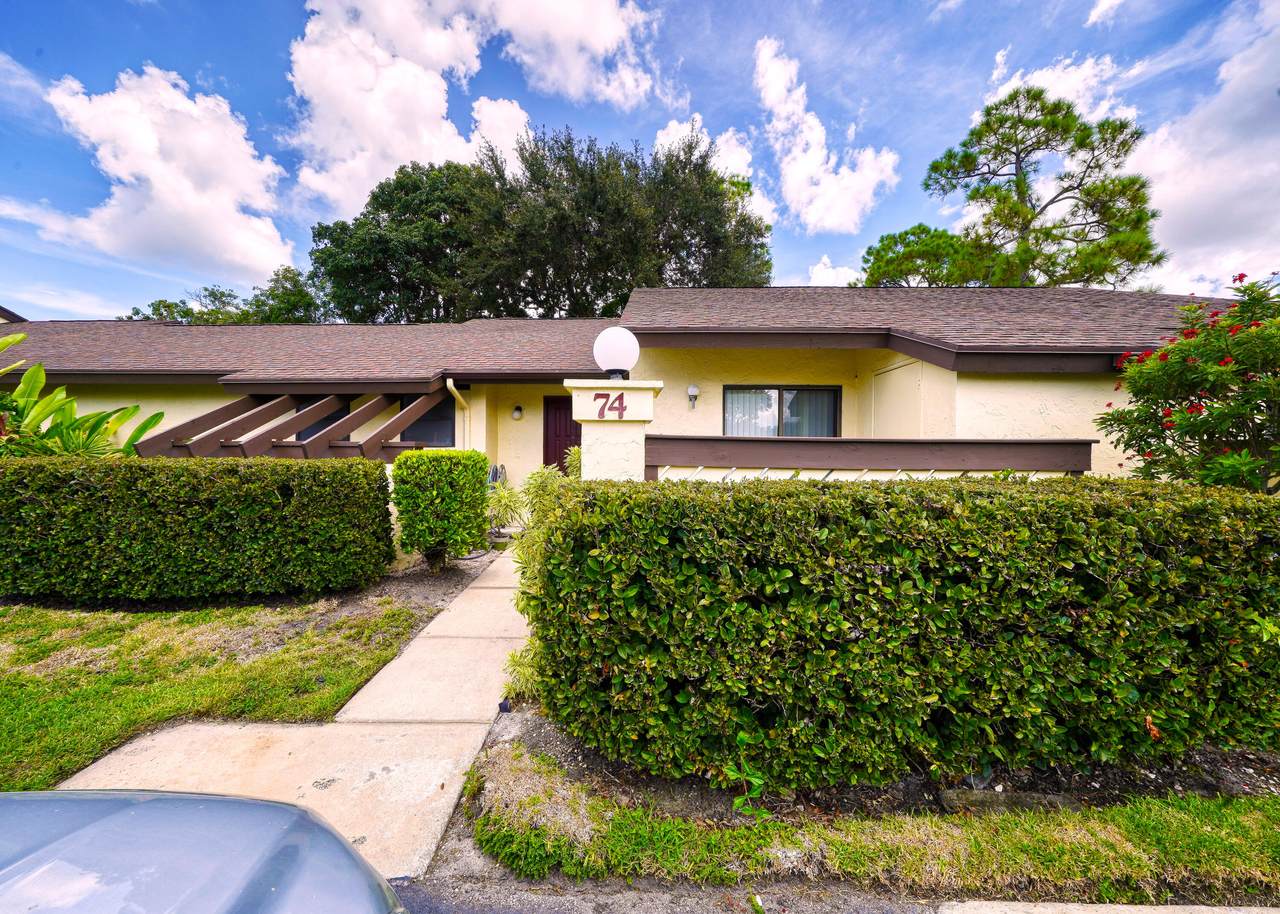 74 Macadamia Court - Photo 1
