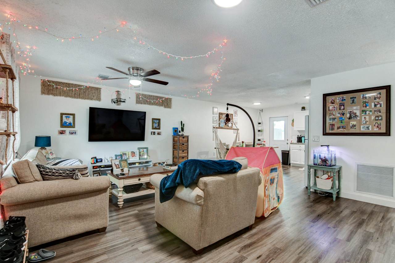 5050 Ben Eden Lane - Photo 1
