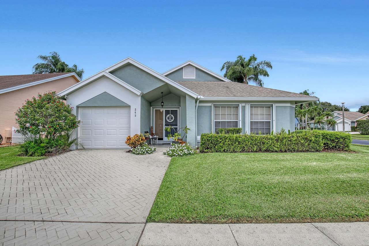 263 Moccasin Trail - Photo 1