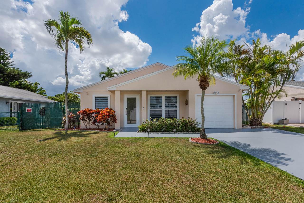 8432 Summer Field Place - Photo 1