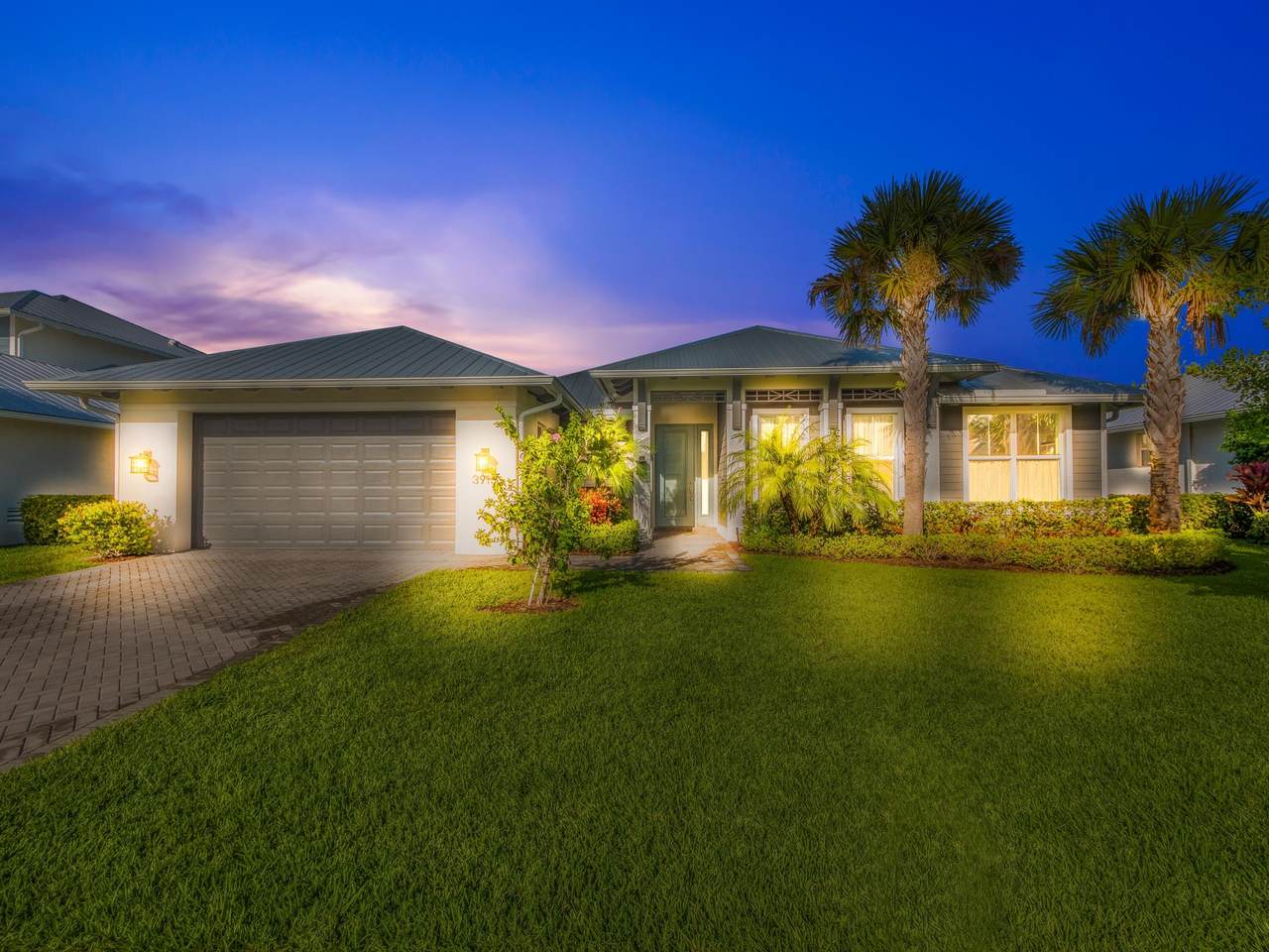 3915 Duneside Drive - Photo 1