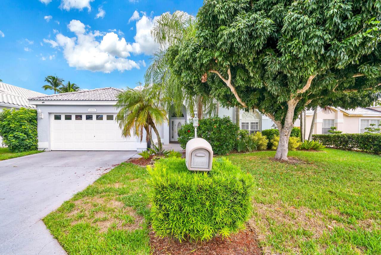 4908 Broadstone Circle - Photo 1