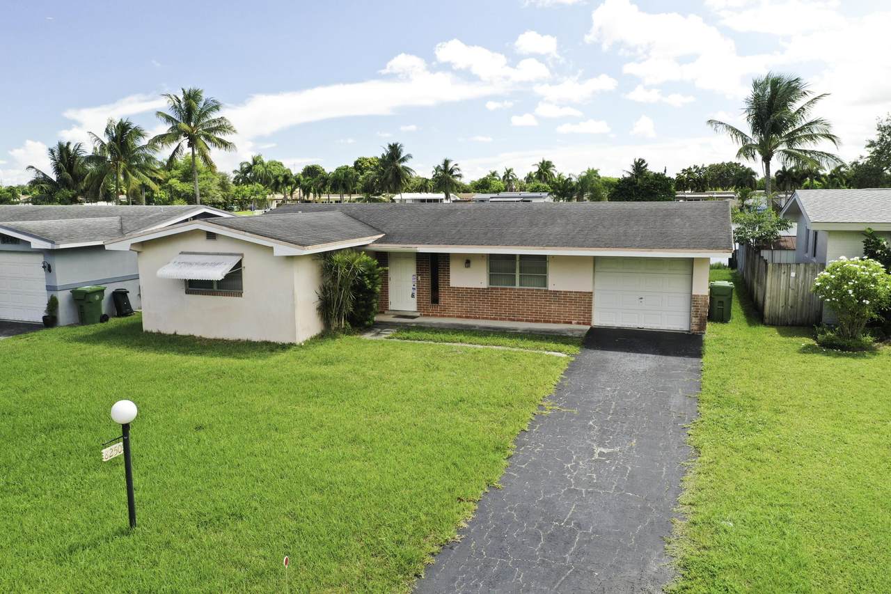8250 15th Street - Photo 1