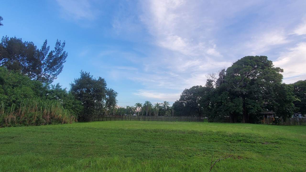 11200 14 Street - Photo 1