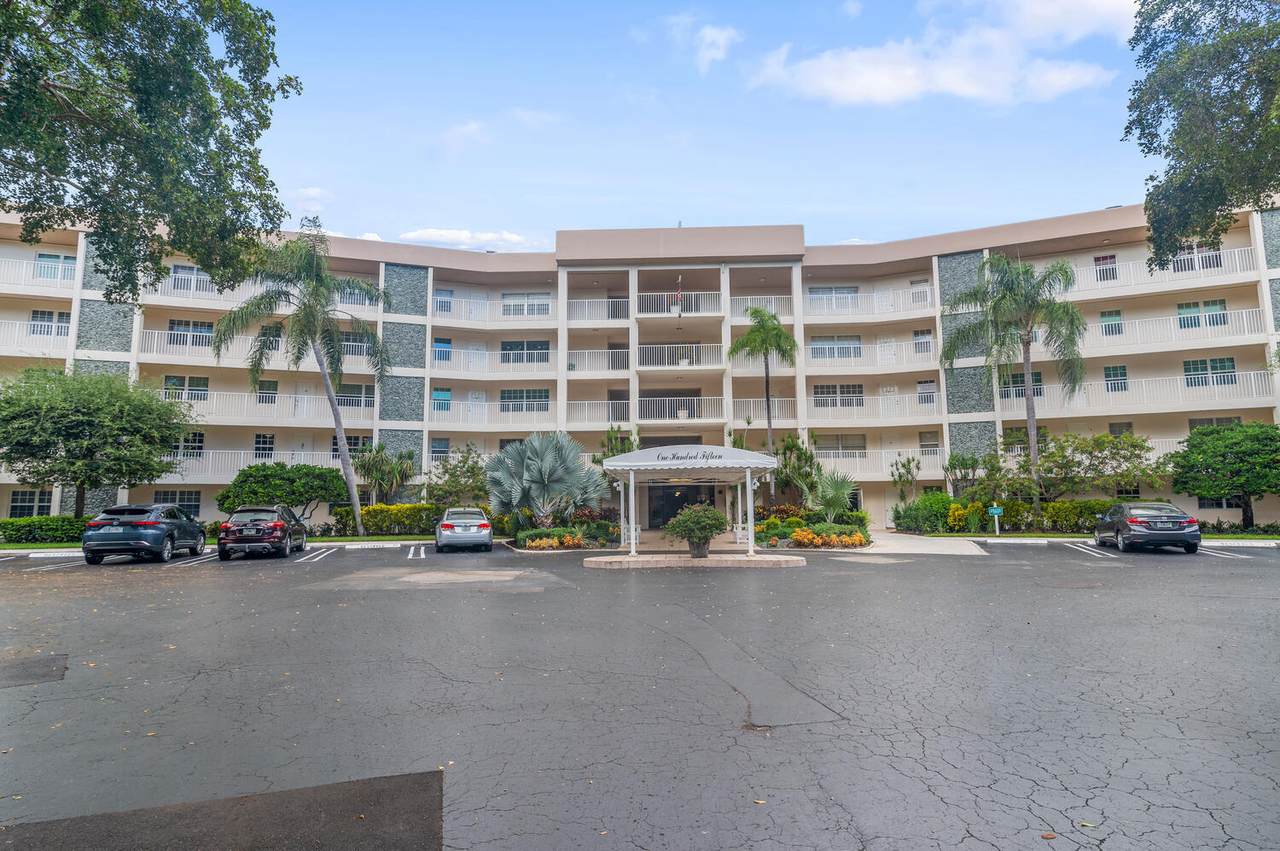 3505 Oaks Way - Photo 1