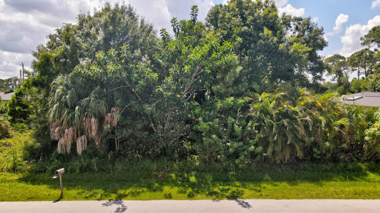 2807 Eagle Drive - Photo 1