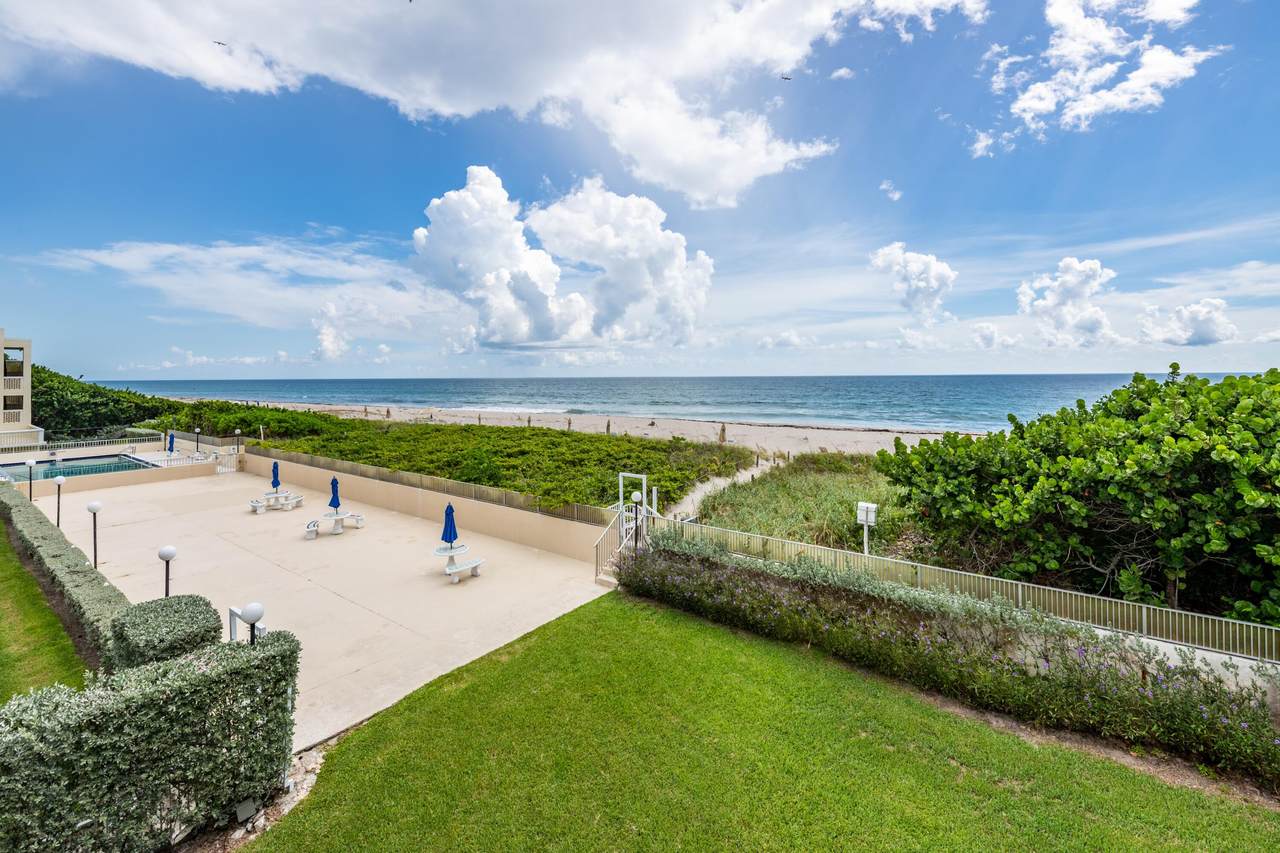 2565 Ocean Boulevard - Photo 1
