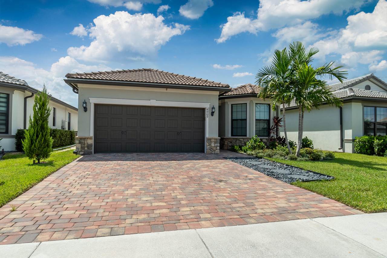 4909 Exmoor Street - Photo 1