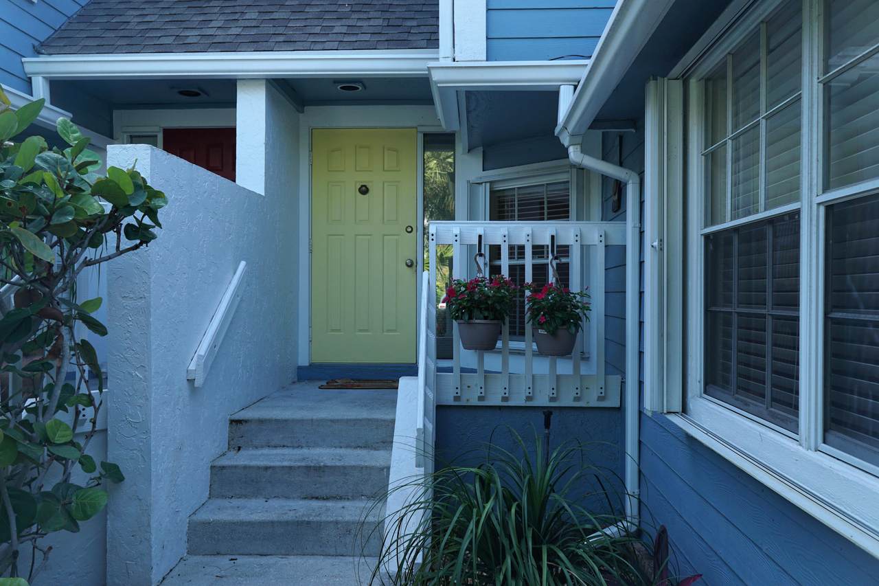119 Ocean Dunes Circle - Photo 1