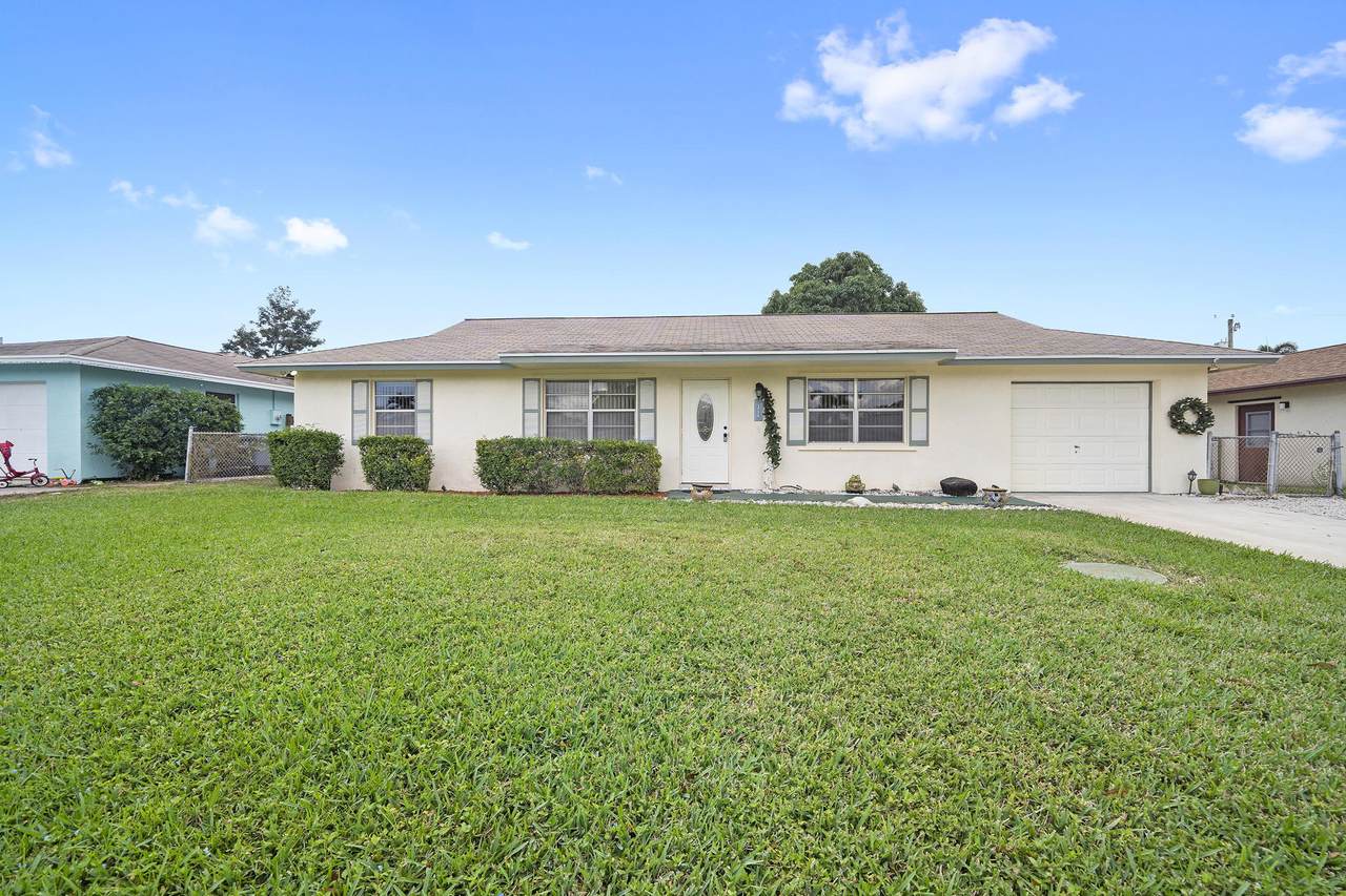 3736 Coelebs Avenue - Photo 1