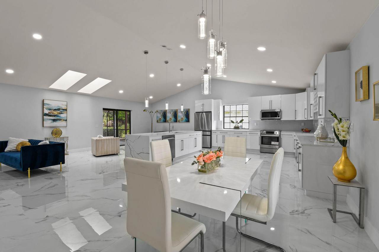 240 Ponce De Leon Street - Photo 1