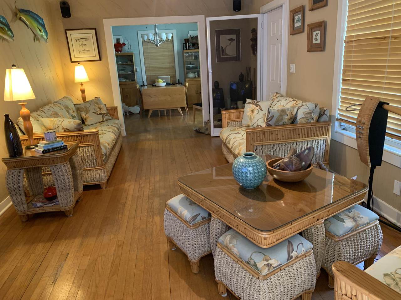 209 Palmway - Photo 1