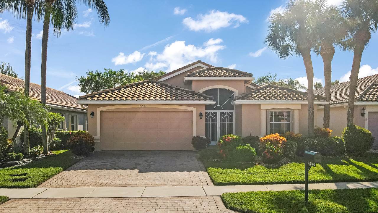 7234 Catania Drive - Photo 1