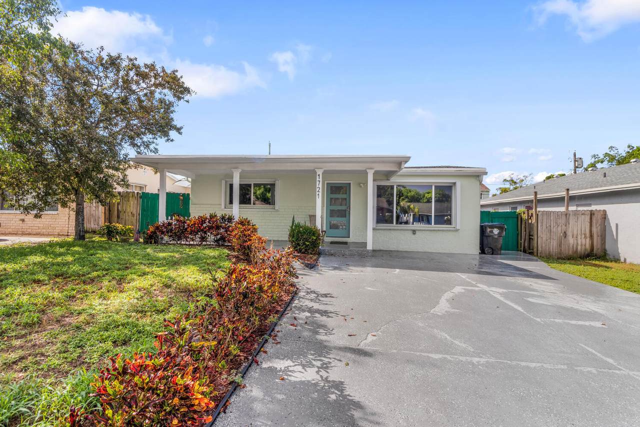 1721 Sunset Avenue - Photo 1