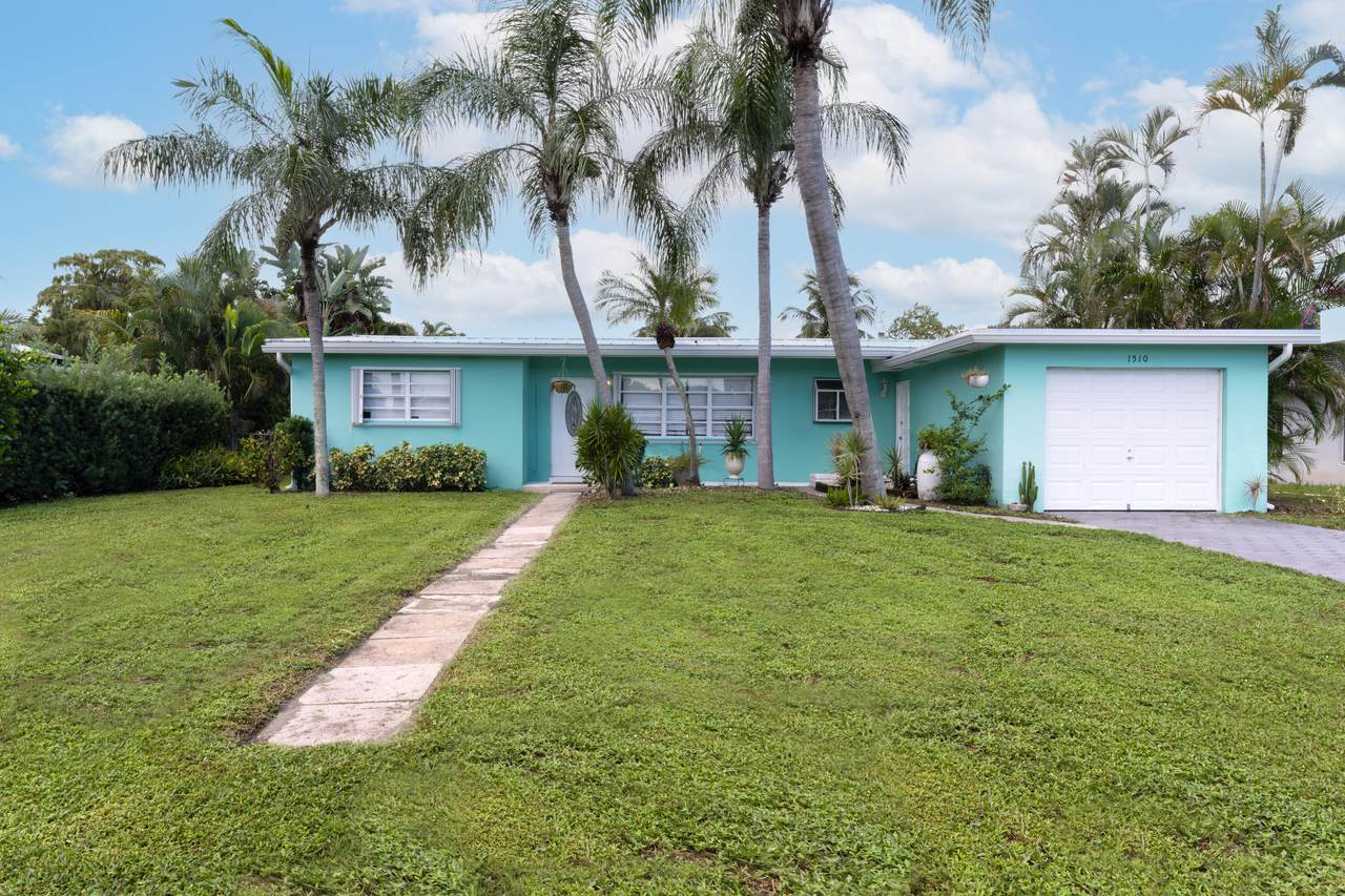 1510 Carandis Circle - Photo 1