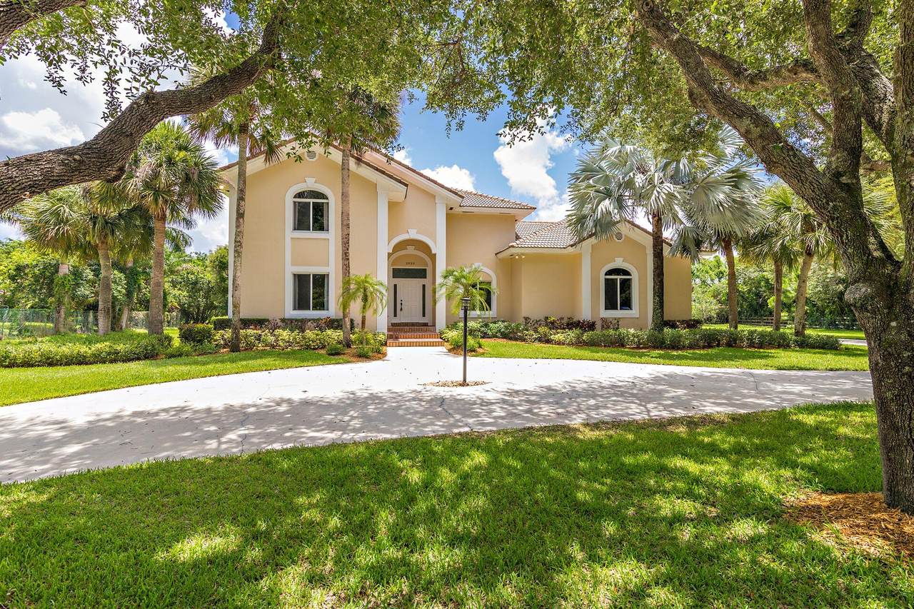2930 Piper Way - Photo 1