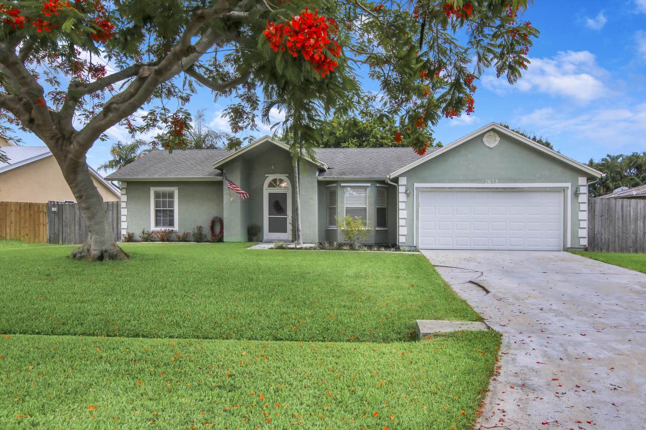2653 Export Avenue - Photo 1