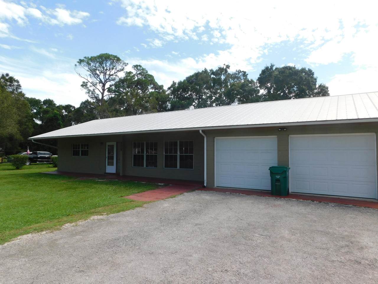 609 Ulrich Road - Photo 1