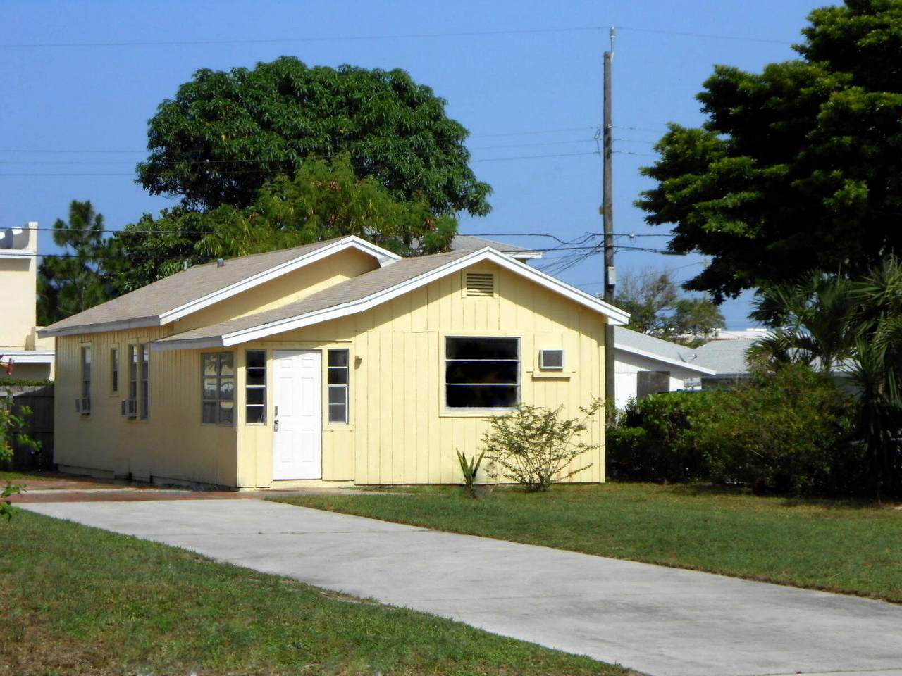 120 D Street - Photo 1