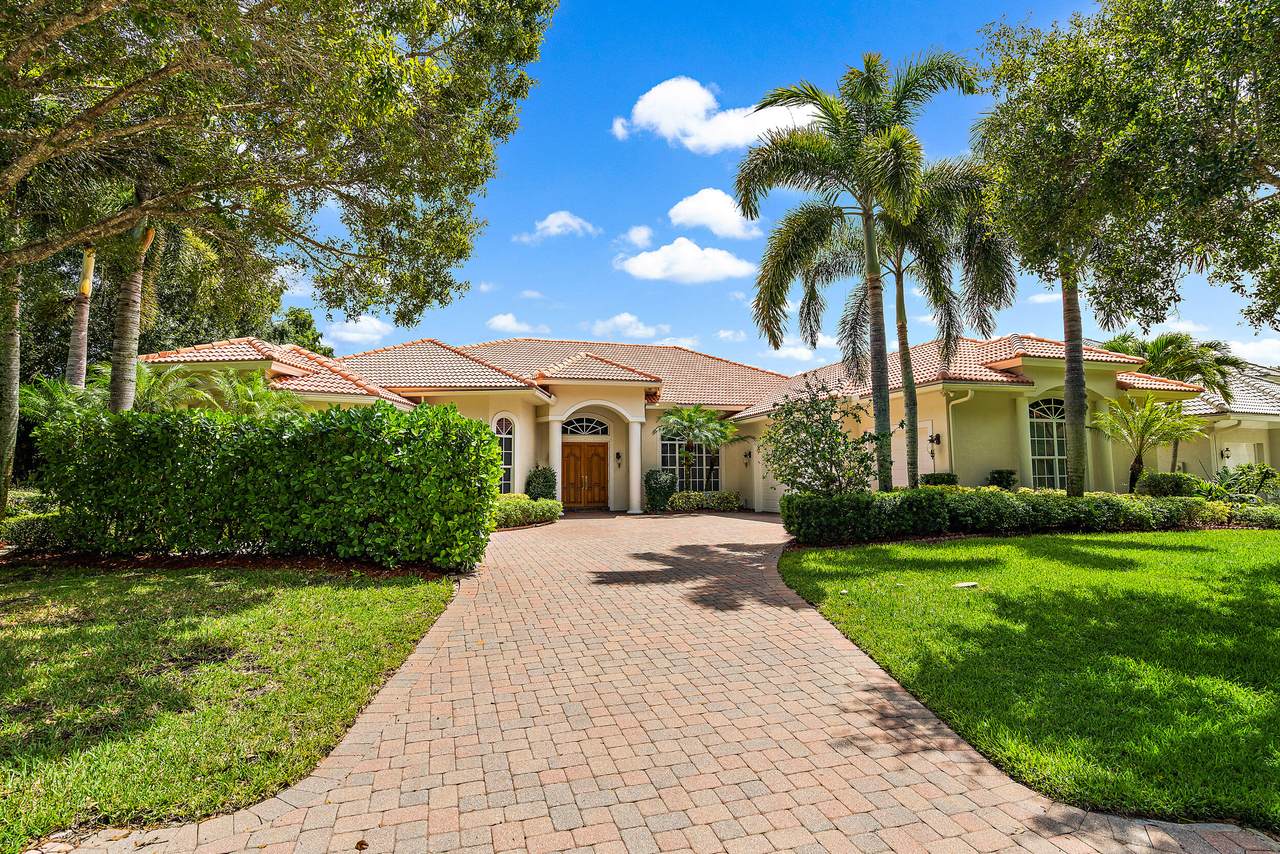 103 River Drive - Photo 1
