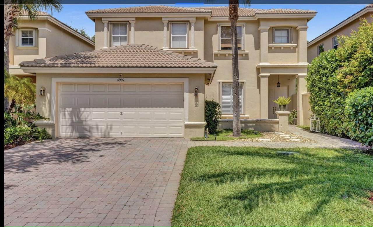 4992 Victoria Circle - Photo 1