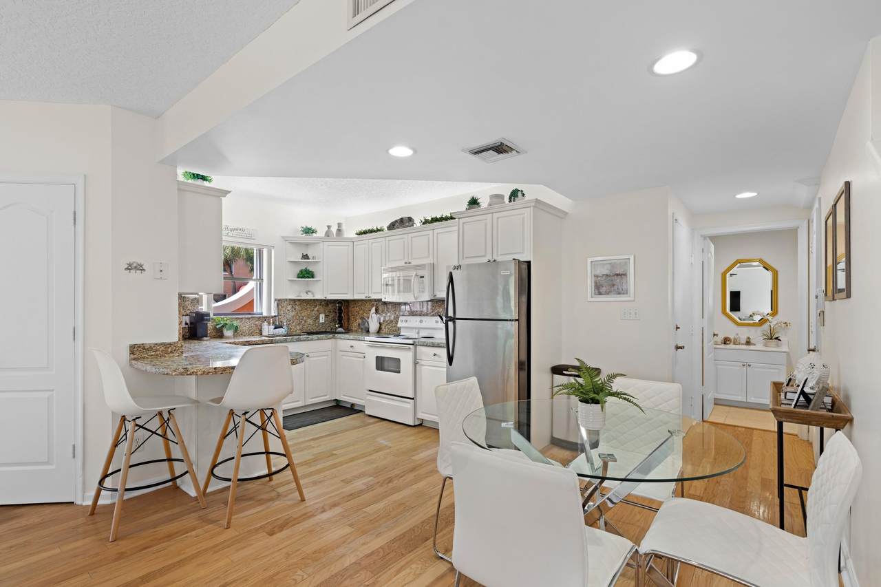 89 Uno Lago Drive - Photo 1
