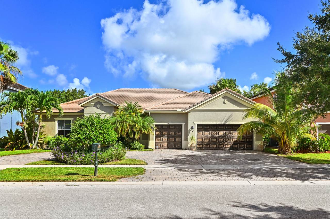 9521 Sedgewood Drive - Photo 1