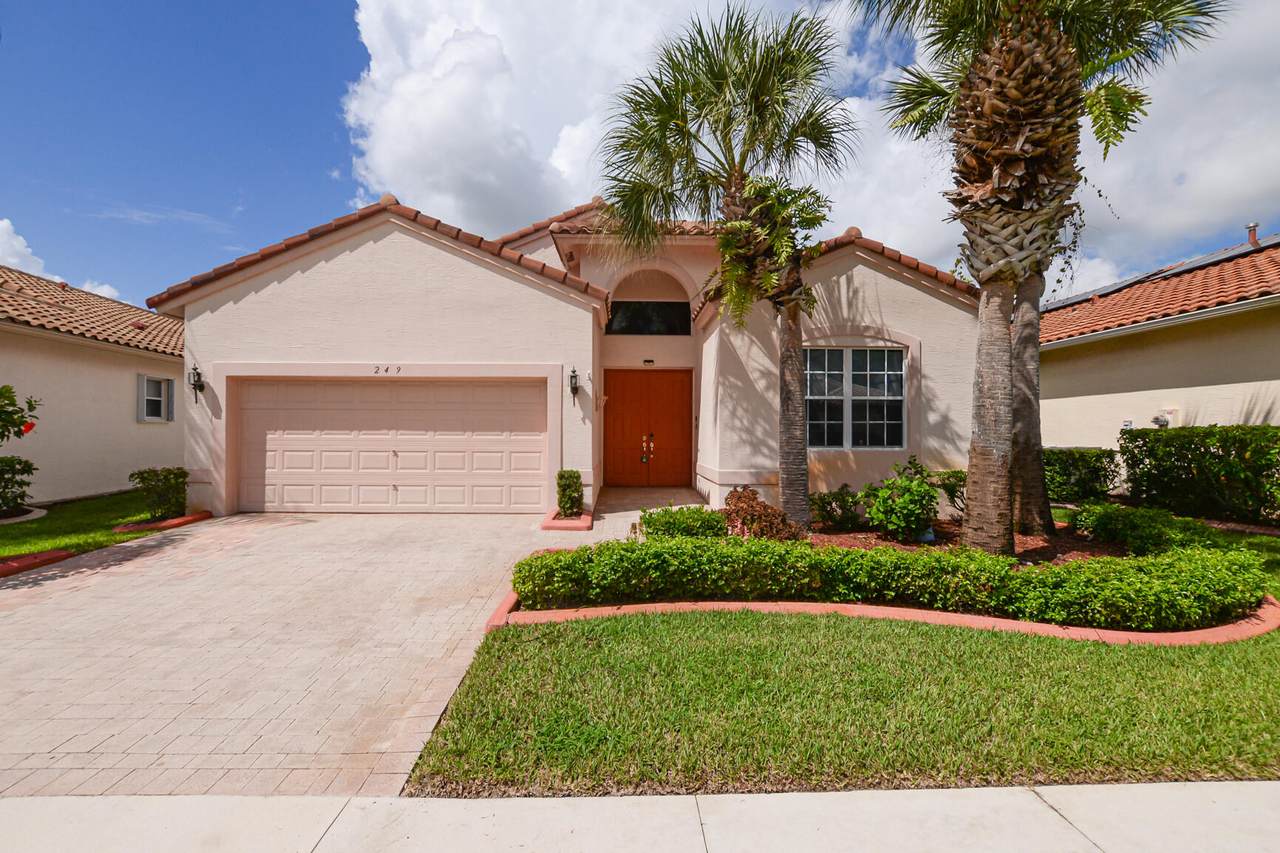 249 Toscane Trail - Photo 1