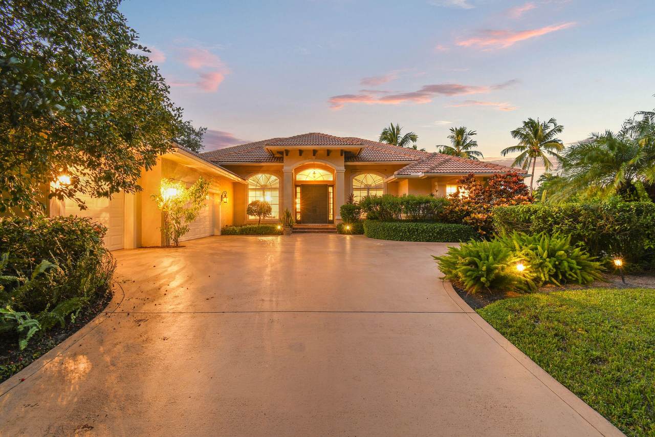 8725 Man O War Road - Photo 1