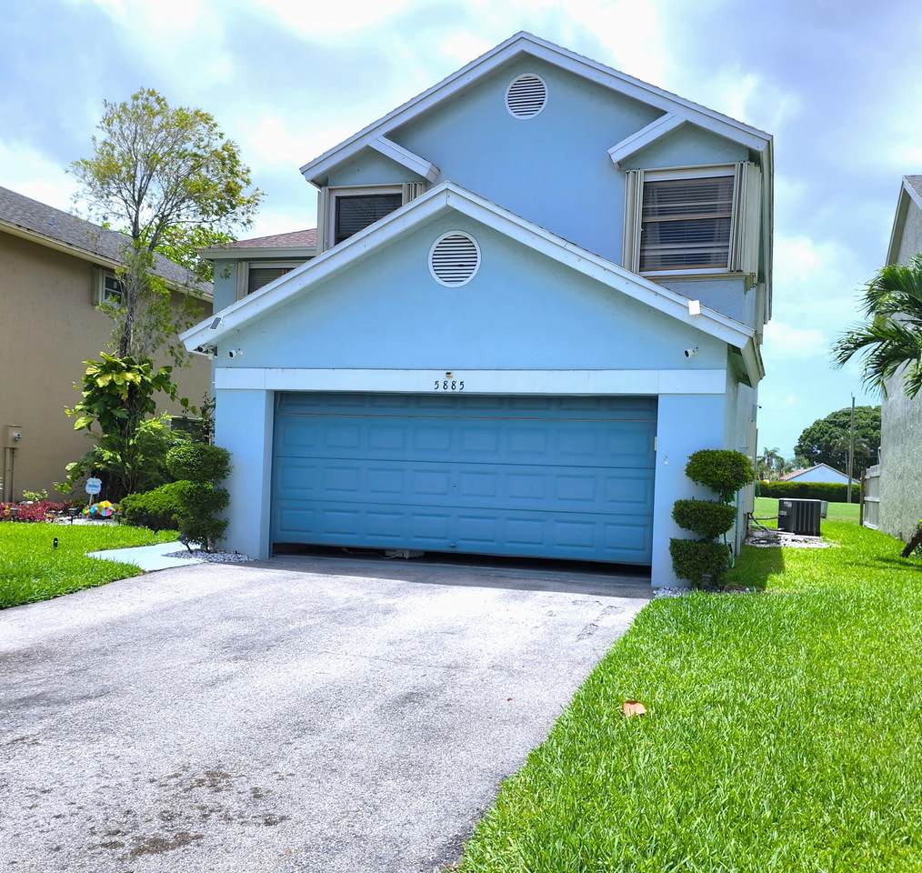 5885 Northpointe Lane - Photo 1