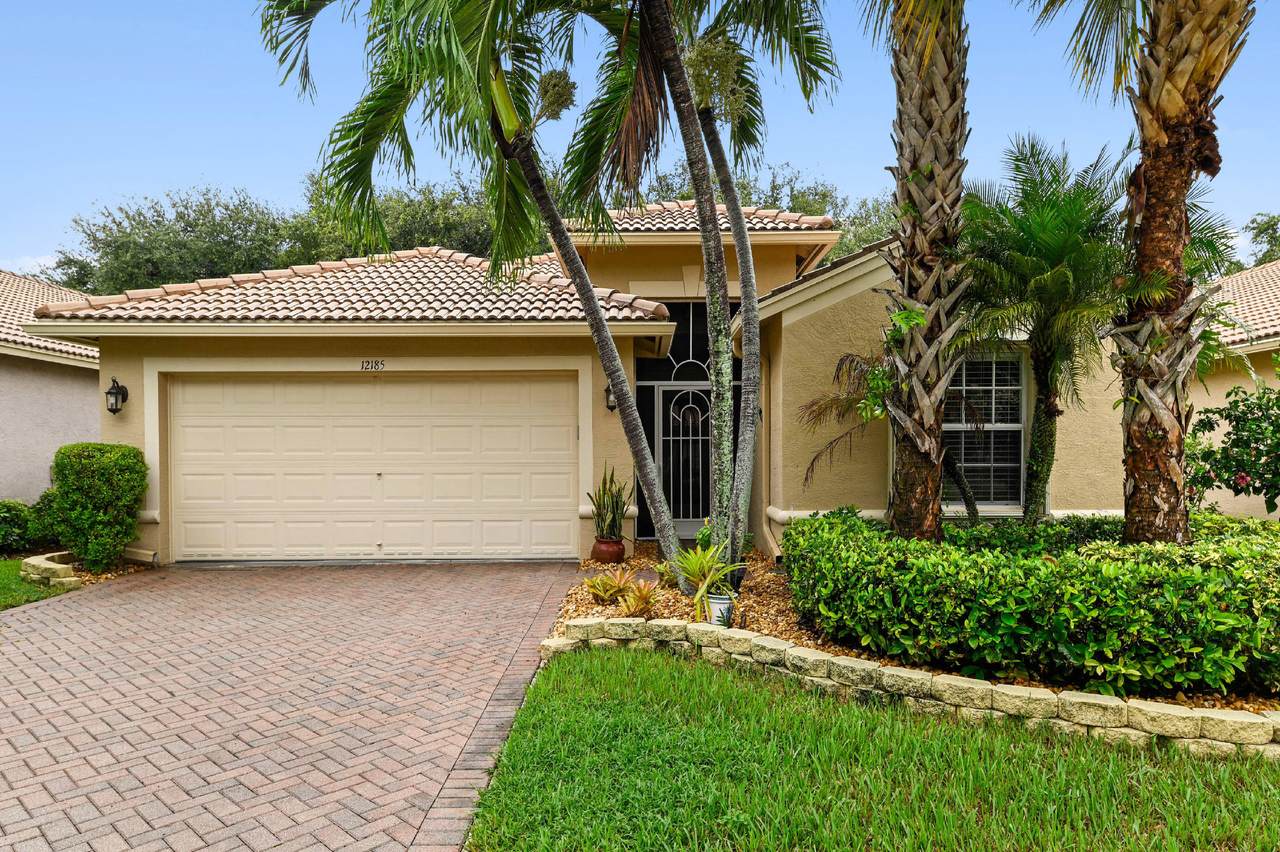 12185 La Vita Way - Photo 1