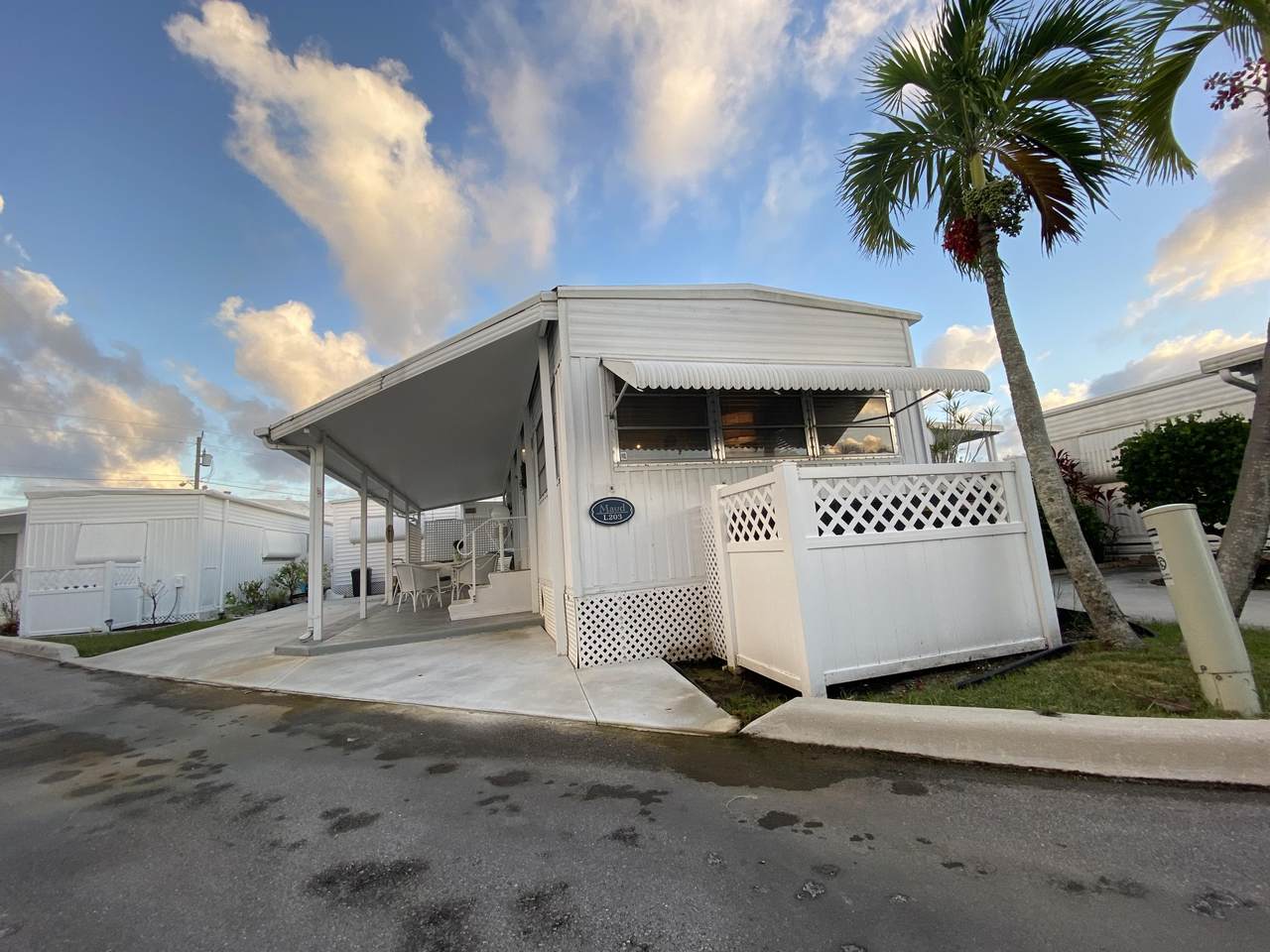 203 Lark Drive - Photo 1