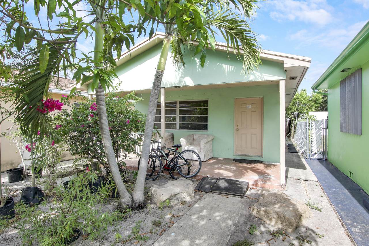 418 C Street - Photo 1