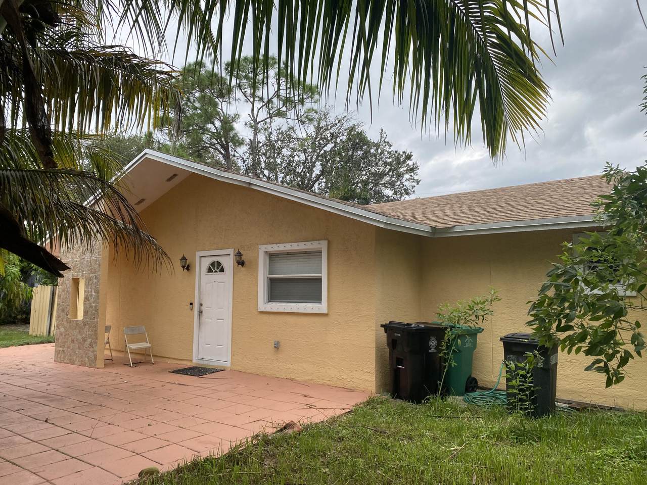2320 Savona Boulevard - Photo 1