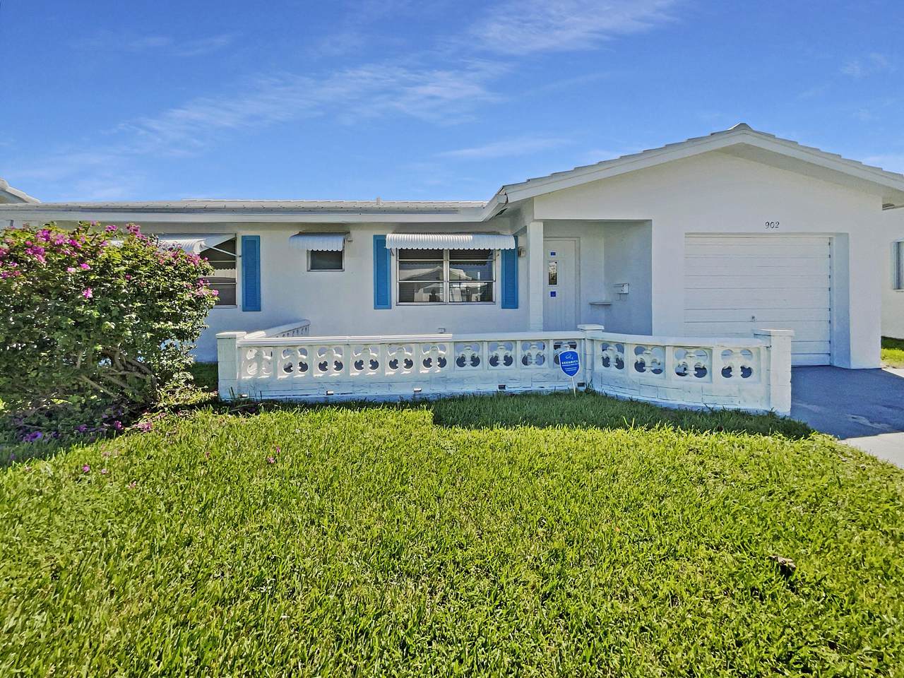 902 5th Court - Photo 1