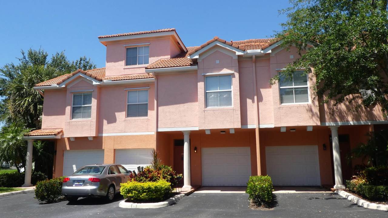 2038 Alta Meadows 1502 Lane - Photo 1