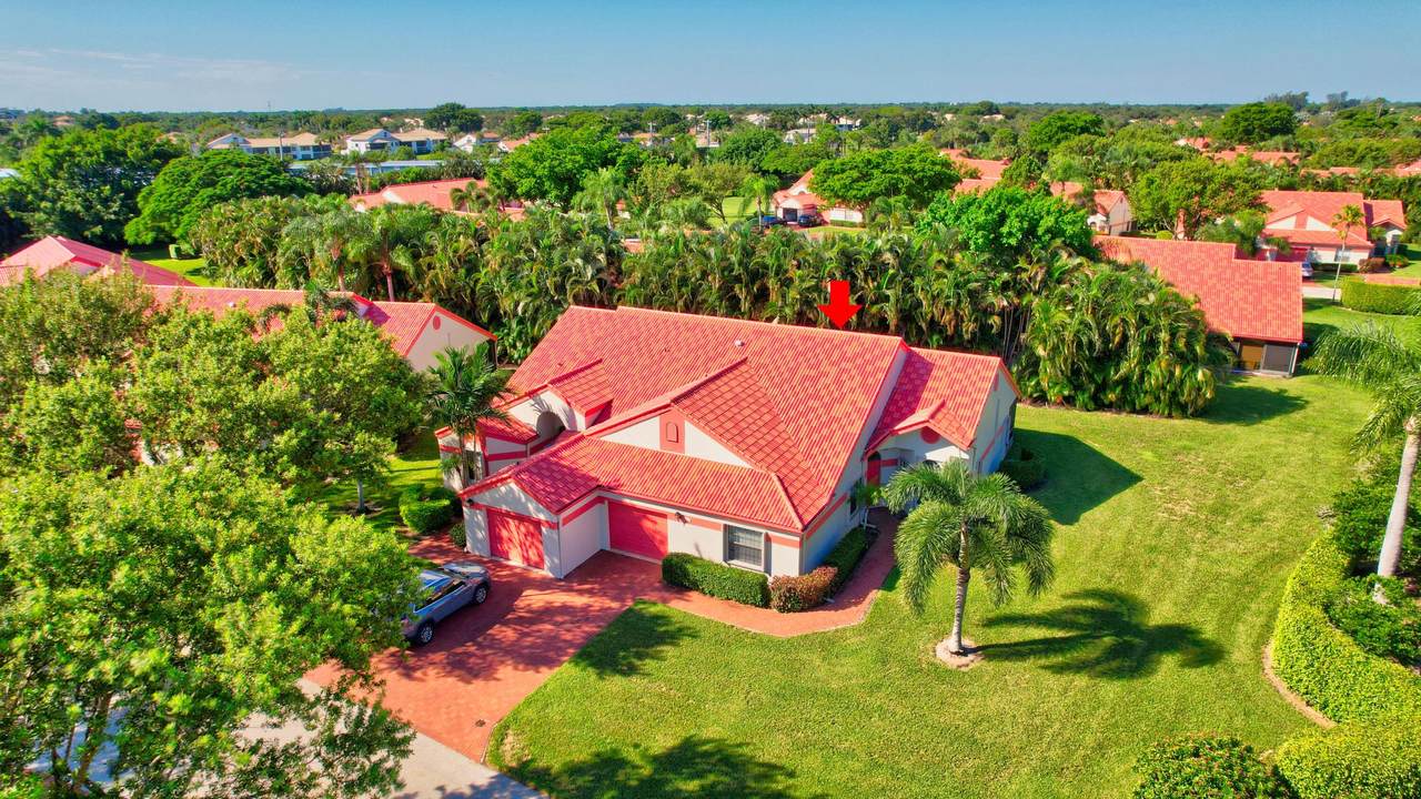 7600 Lexington Club Boulevard - Photo 1